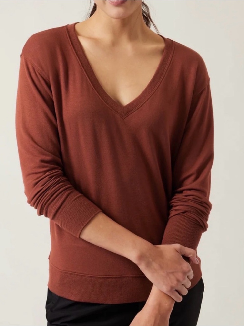 ATHLETA Sunrise V-Neck Sweatshirt Cinnamon Rust Brown Modal M
